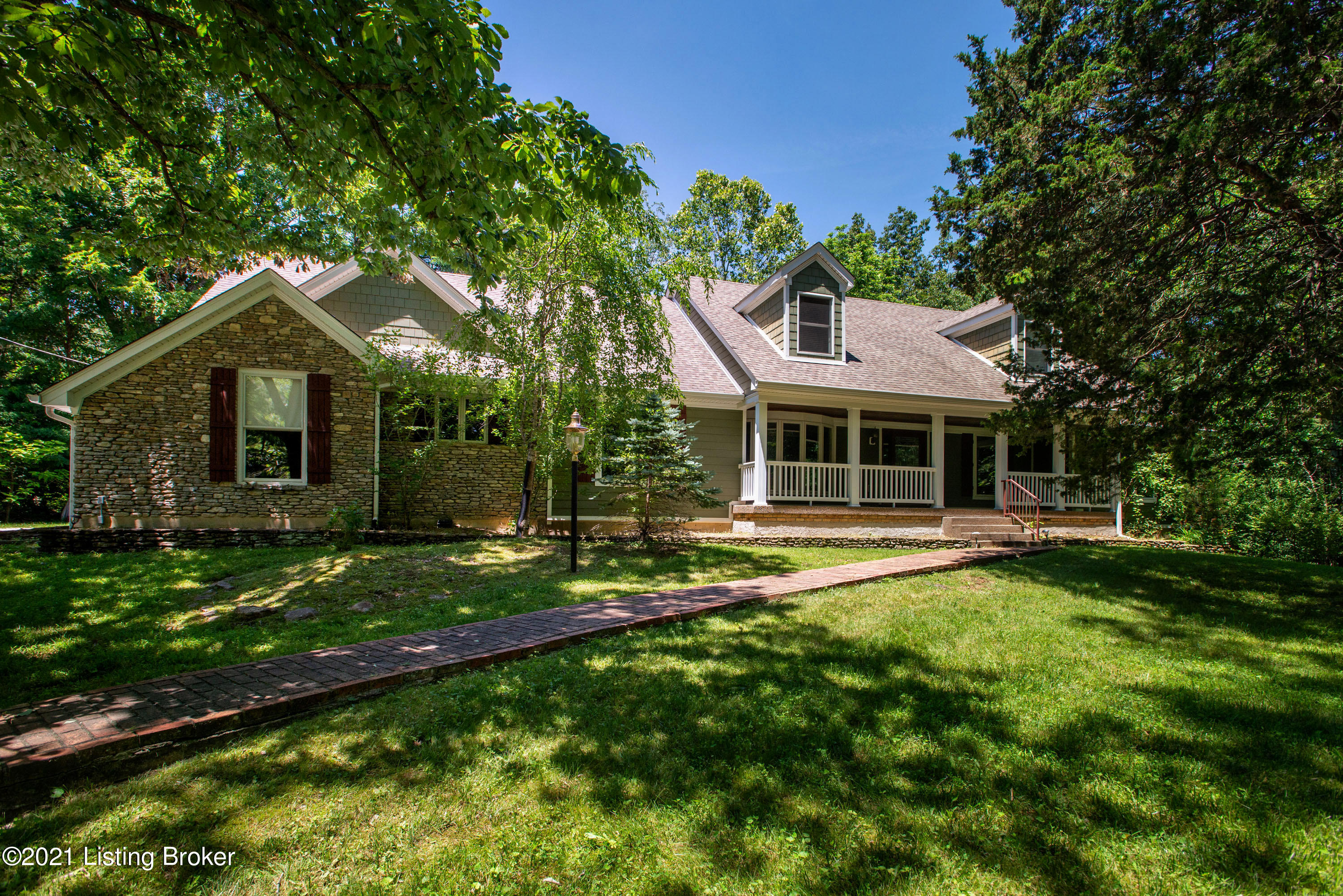 404 Long Run Road Louisville, KY 40245 - Photo 14 of 64 Curb Appeal!