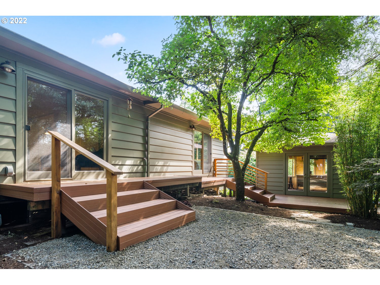 7541 Southwest Capitol Hill Road Portland, OR 97219 - Photo 19 of 27 Gallery Image 19