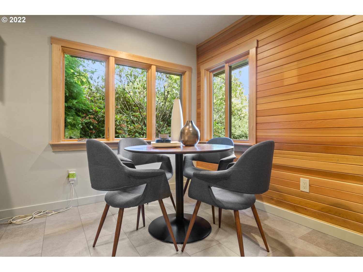 7541 Southwest Capitol Hill Road Portland, OR 97219 - Photo 6 of 27 Gallery Image 6