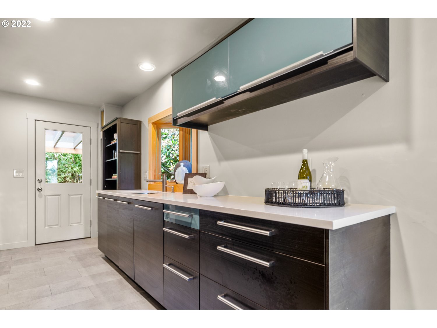 7541 Southwest Capitol Hill Road Portland, OR 97219 - Photo 9 of 27 Gallery Image 9