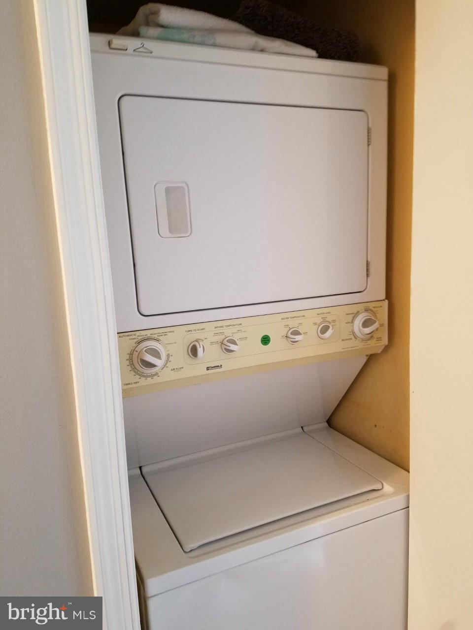 1421 Columbia Road Northwest, Unit 406 Washington, DC 20009 - Photo 22 of 30 View