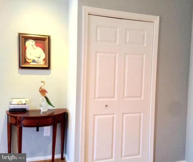1421 Columbia Road Northwest, Unit 406 Washington, DC 20009 - Photo 5 of 30 Interior (General)