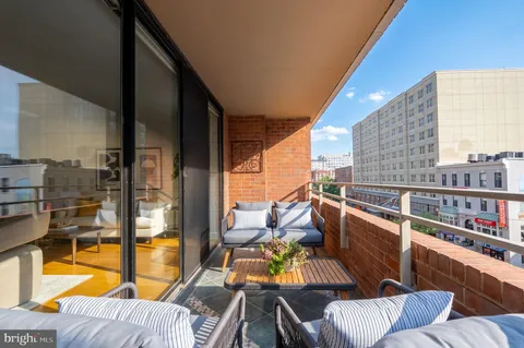 $820,000 | 2141 P Street Northwest, Unit 503, Washington, DC 20037