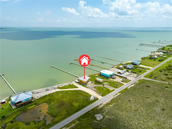 $699,000 | 384 Egery Island Road, Woodsboro, TX 78393