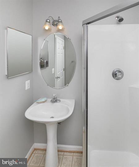 5914 Pimlico Road Baltimore, MD 21209 - Photo 33 of 37 Lower level full bathroom