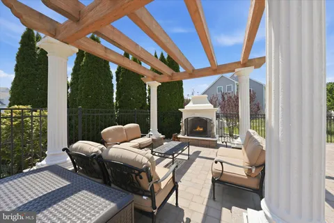 $689,900 | 112 Sweethollow Drive, Bear, DE 19701