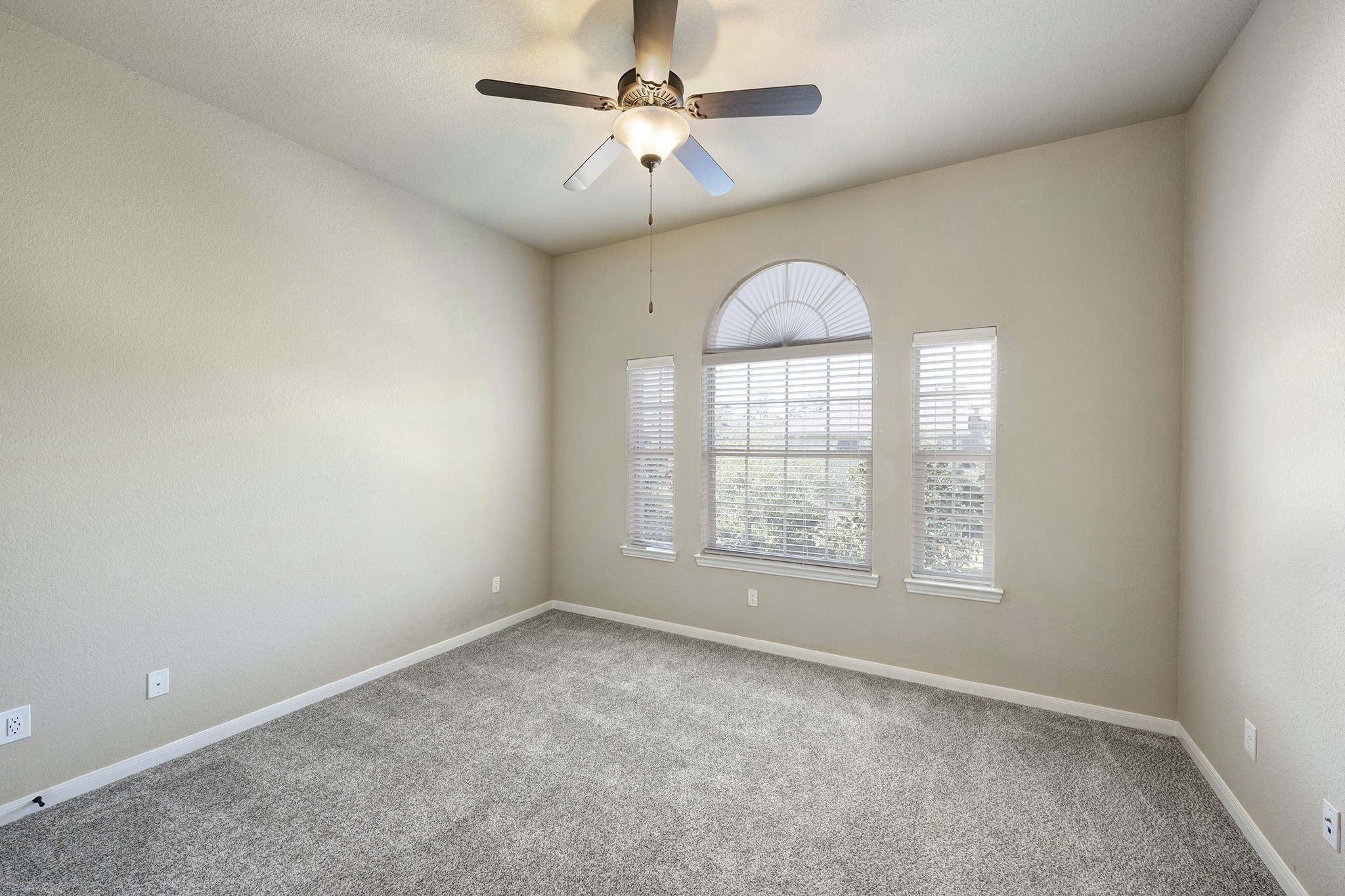 11 Red Wagon Drive Spring, TX 77389 - Photo 24 of 32 Secondary bedroom 3.