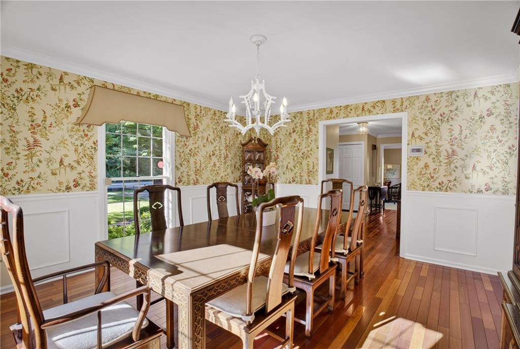 704 Scrubgrass Road Pittsburgh, PA 15243 - Photo 6 of 36 (15’4x13’4) Dining Room