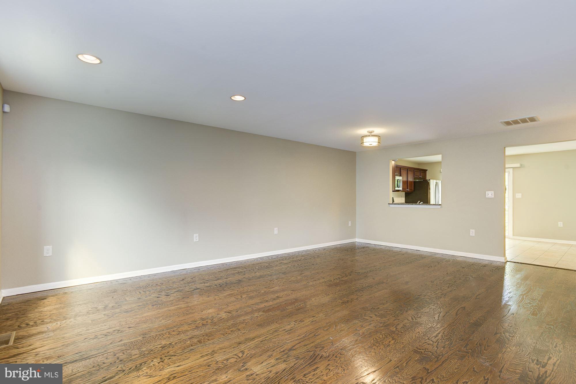8 Rafting Way Trenton, NJ 08611 - Photo 13 of 66