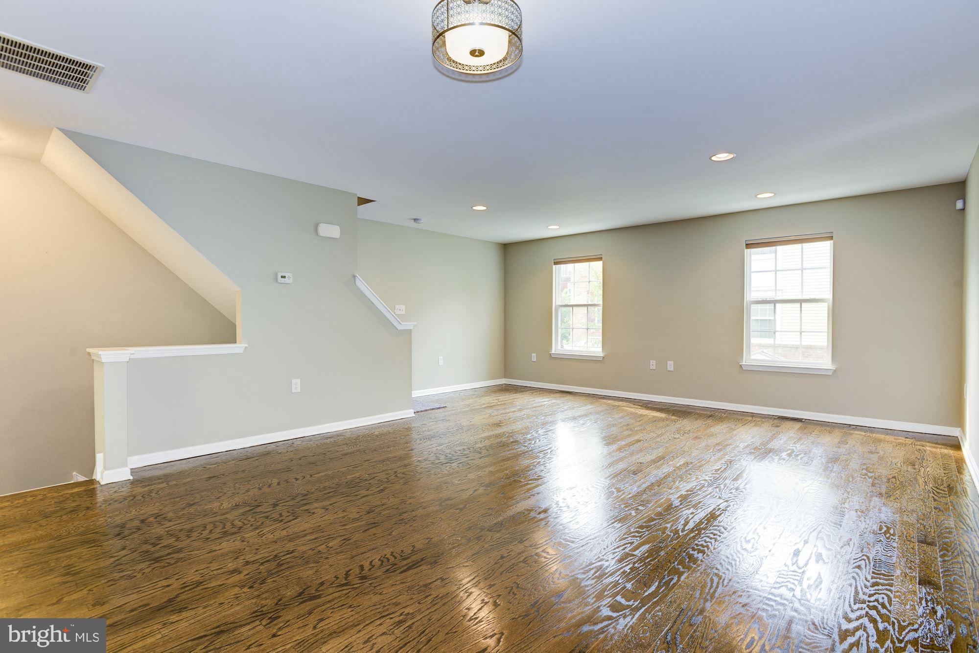 8 Rafting Way Trenton, NJ 08611 - Photo 25 of 66