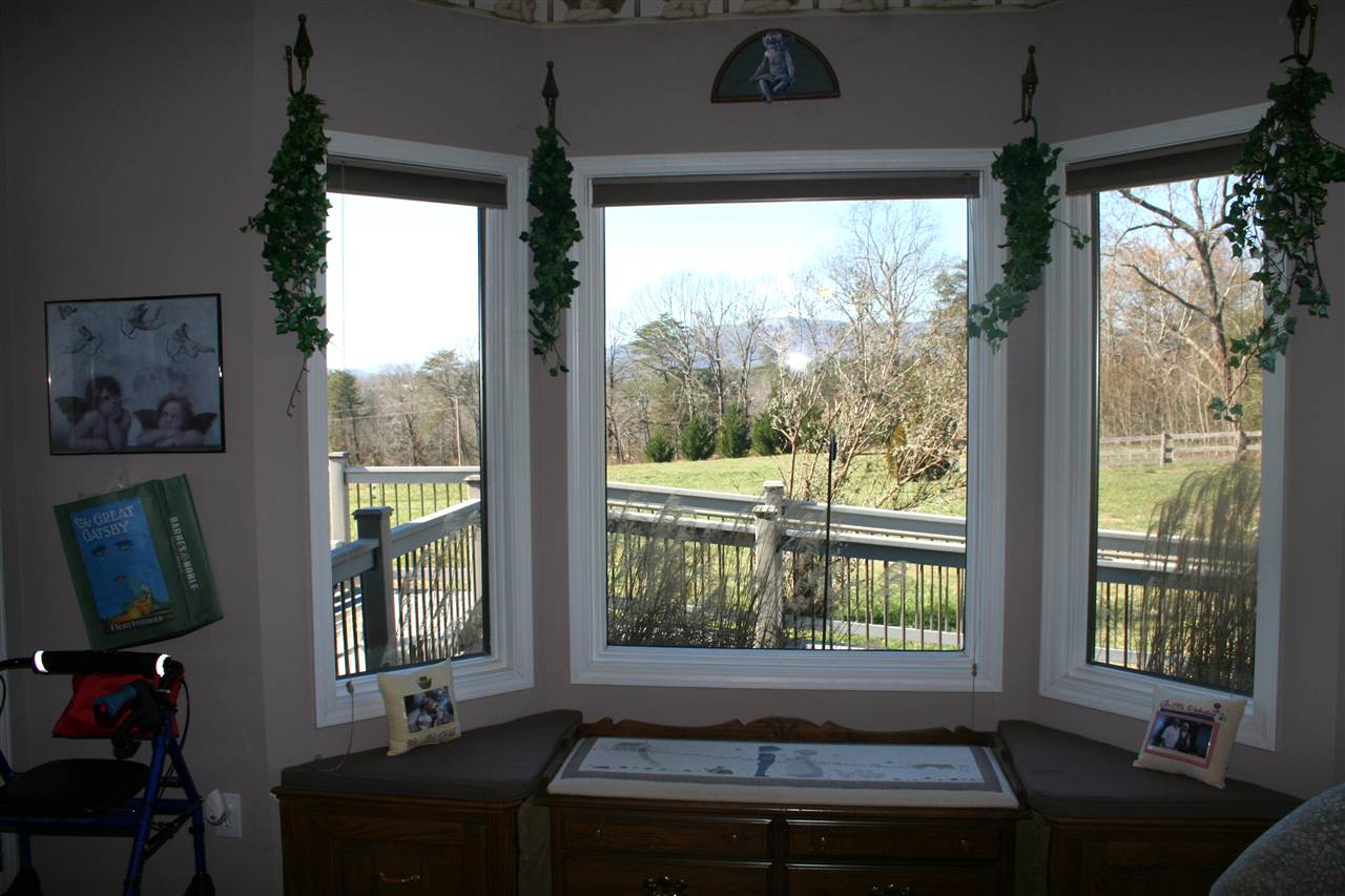 393 Lister Road Landrum, SC 29356 - Photo 12 of 25