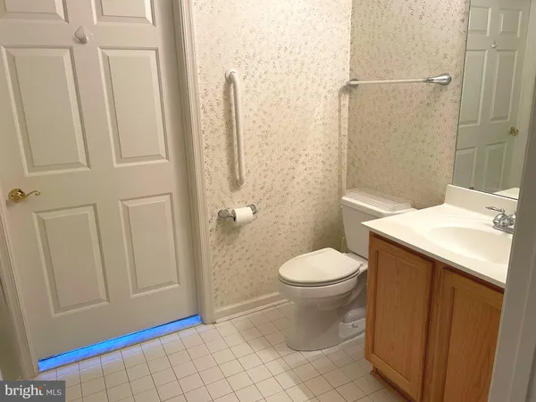 $289,900 | 1502 Moore Street, Unit 304, Bristol, PA 19007