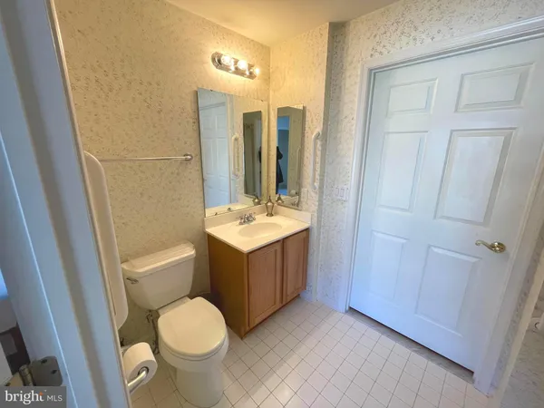 $284,900 | 1502 Moore Street, Unit 304, Bristol, PA 19007