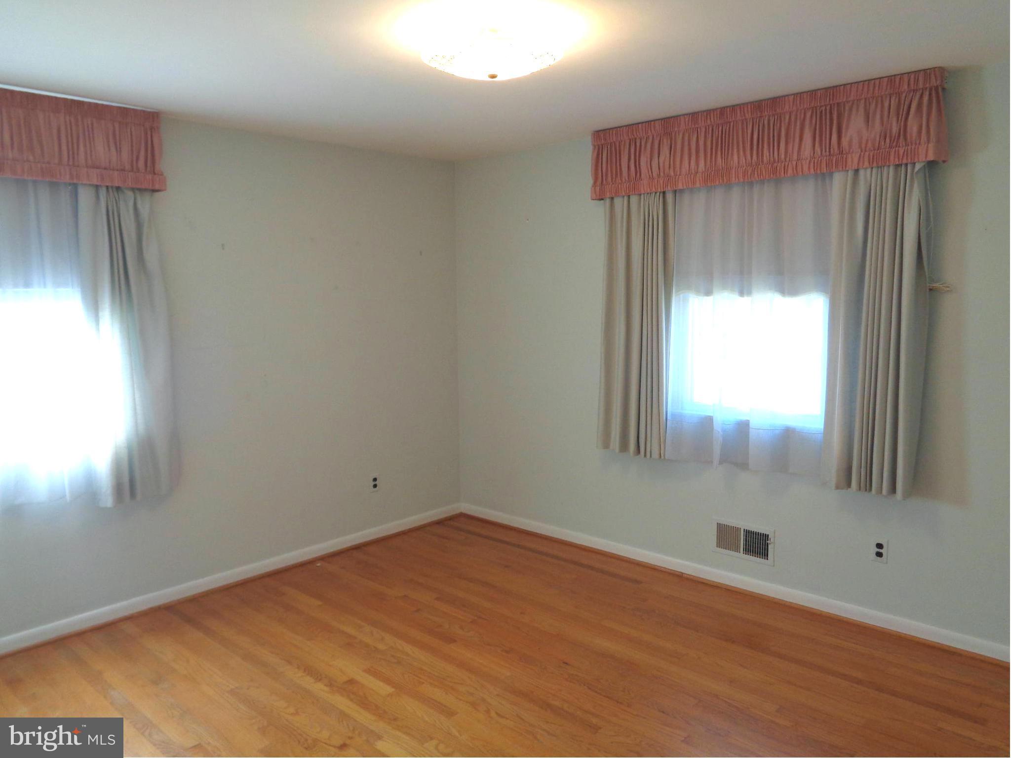 4400 Lobelia Road Baltimore, MD 21236 - Photo 14 of 30 Bedroom #2