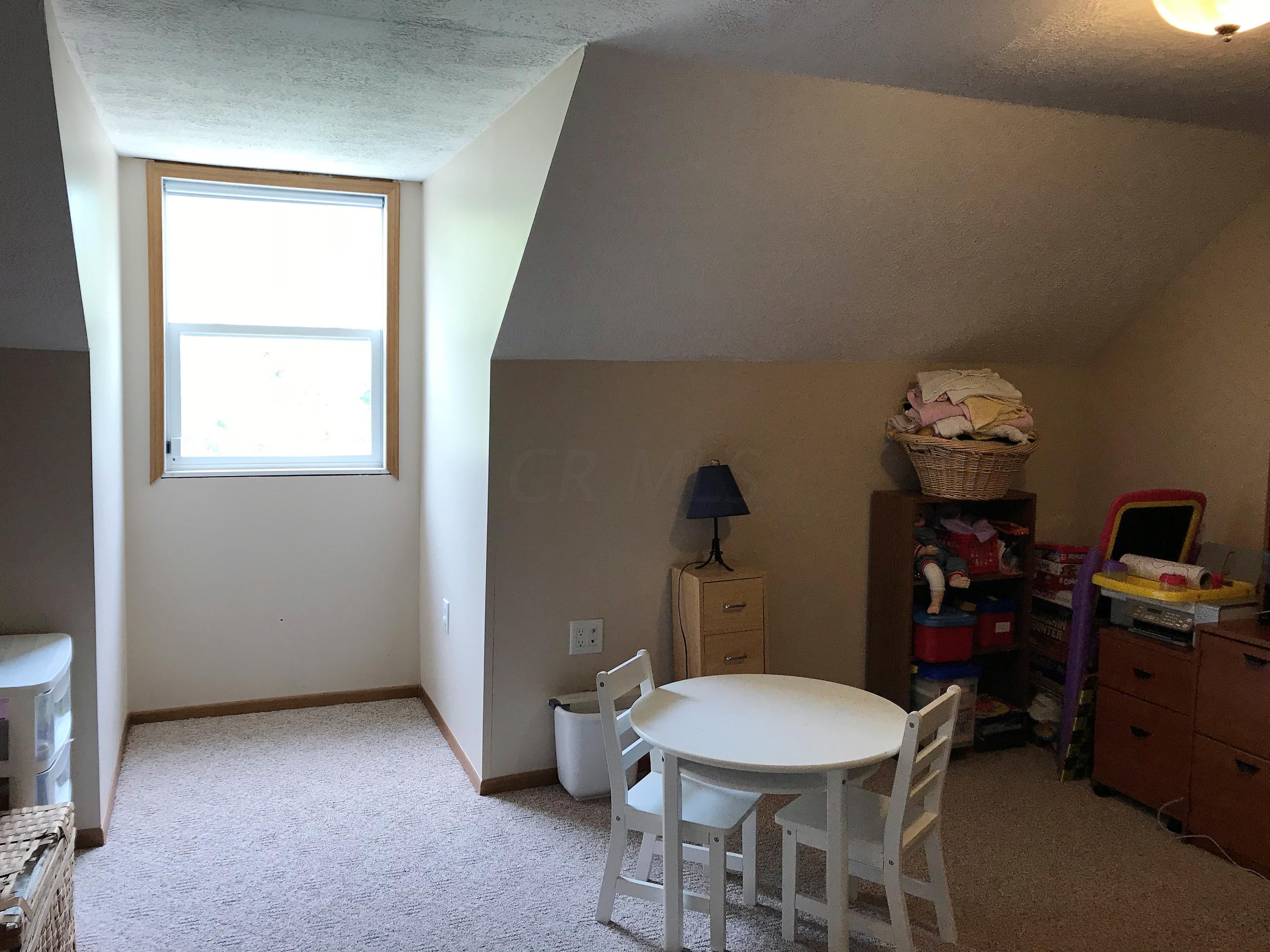 37027 Scout Road Logan, OH 43138 - Photo 19 of 35