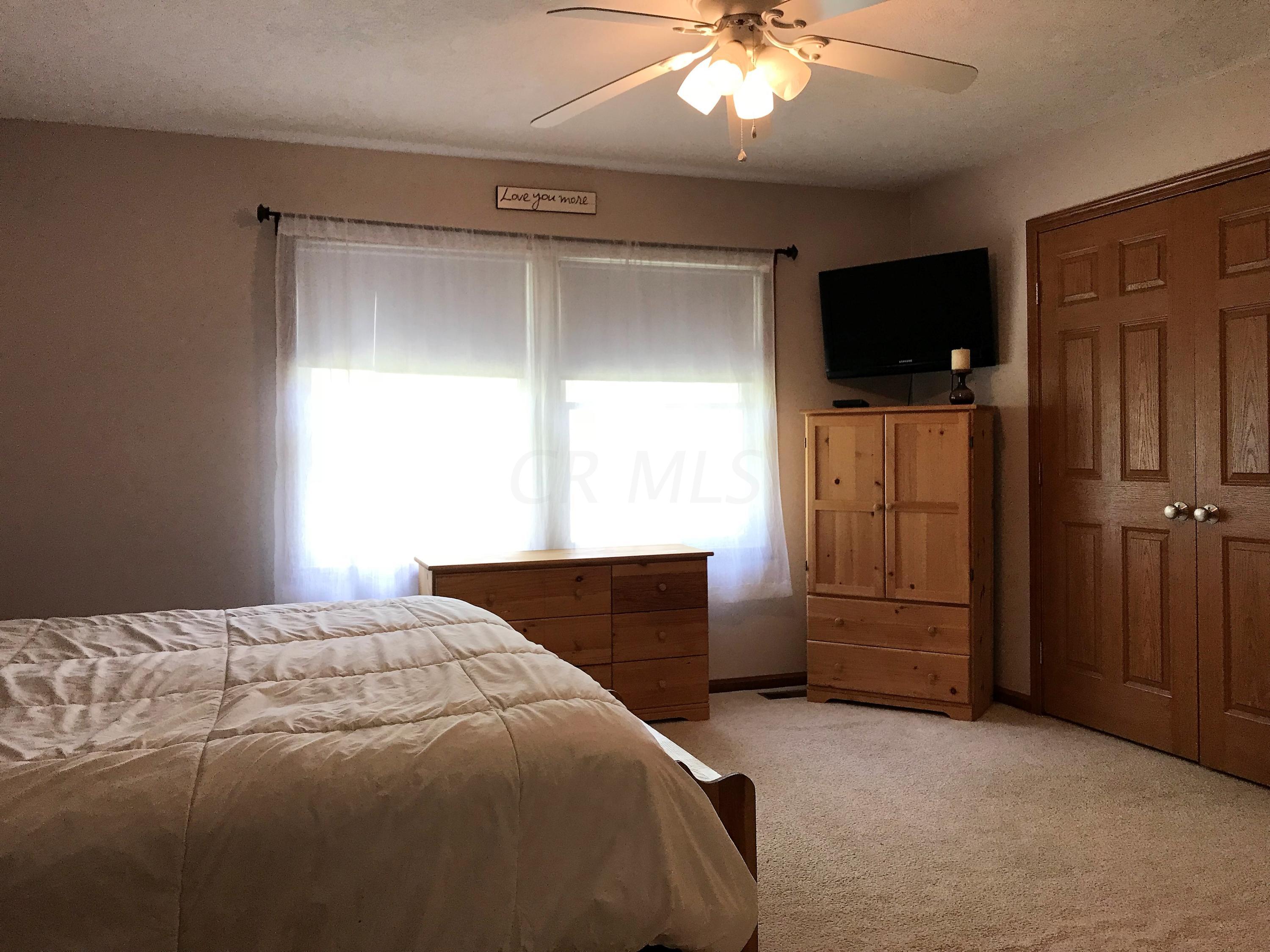 37027 Scout Road Logan, OH 43138 - Photo 10 of 35