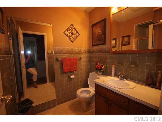 2321 Old Field Road Gastonia, NC 28056 - Photo 13 of 16 Gallery Image 13