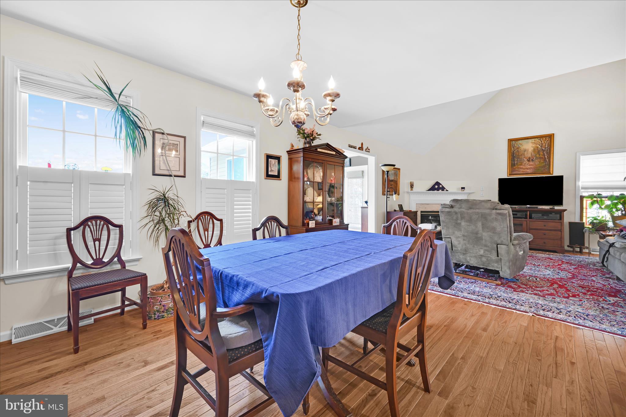 13 Spring Hill Lane Mountville, PA 17554 - Photo 14 of 37 Dining Area