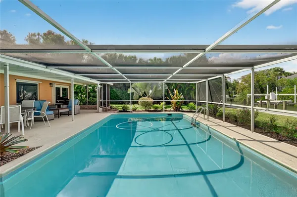 $1,350,000 | 547 East Causeway Boulevard, Vero Beach, FL 32963