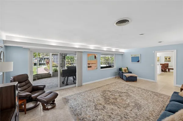 $1,350,000 | 547 East Causeway Boulevard, Vero Beach, FL 32963