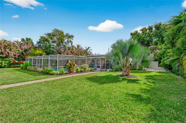 $1,350,000 | 547 East Causeway Boulevard, Vero Beach, FL 32963