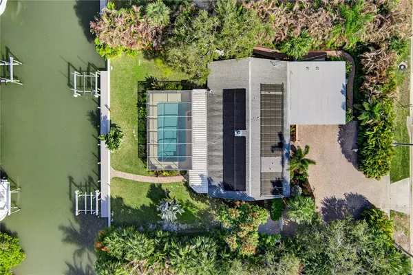 $1,350,000 | 547 East Causeway Boulevard, Vero Beach, FL 32963