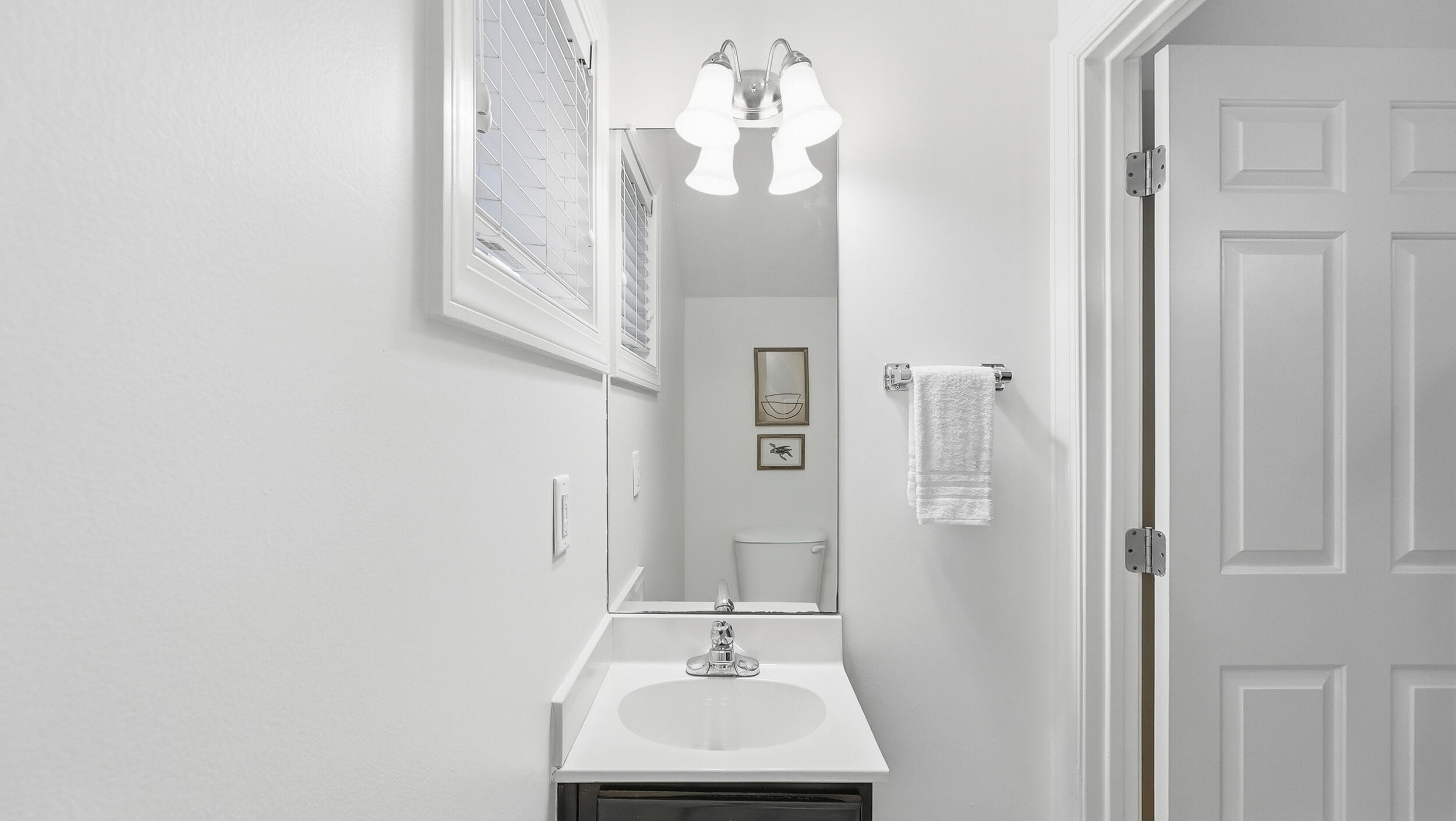 1709 Long Street Chattanooga, TN 37408 - Photo 13 of 44 Half Bath