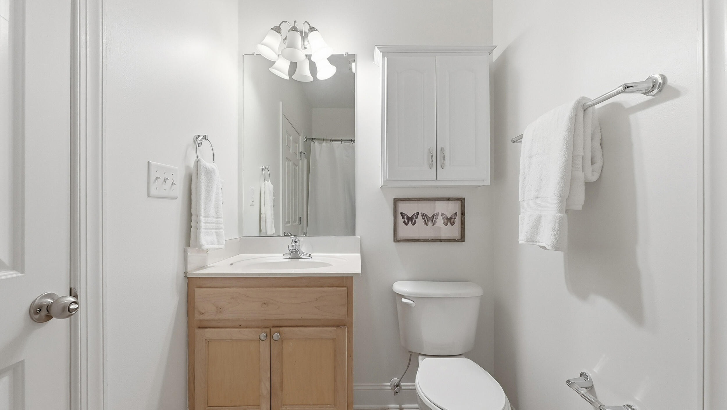 1709 Long Street Chattanooga, TN 37408 - Photo 18 of 44 Primary Bathroom