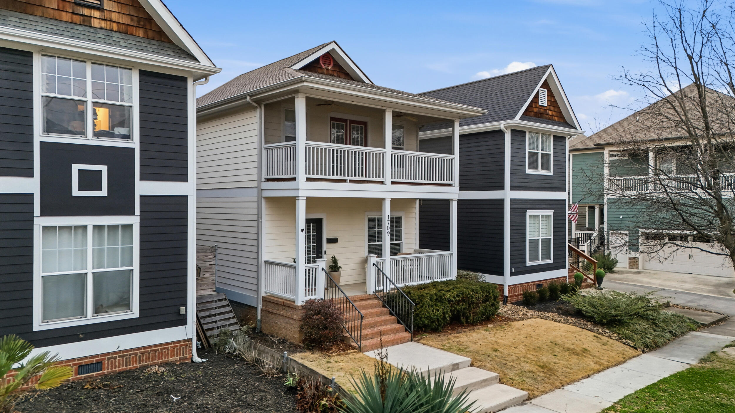 1709 Long Street Chattanooga, TN 37408 - Photo 2 of 44 Front of Home
