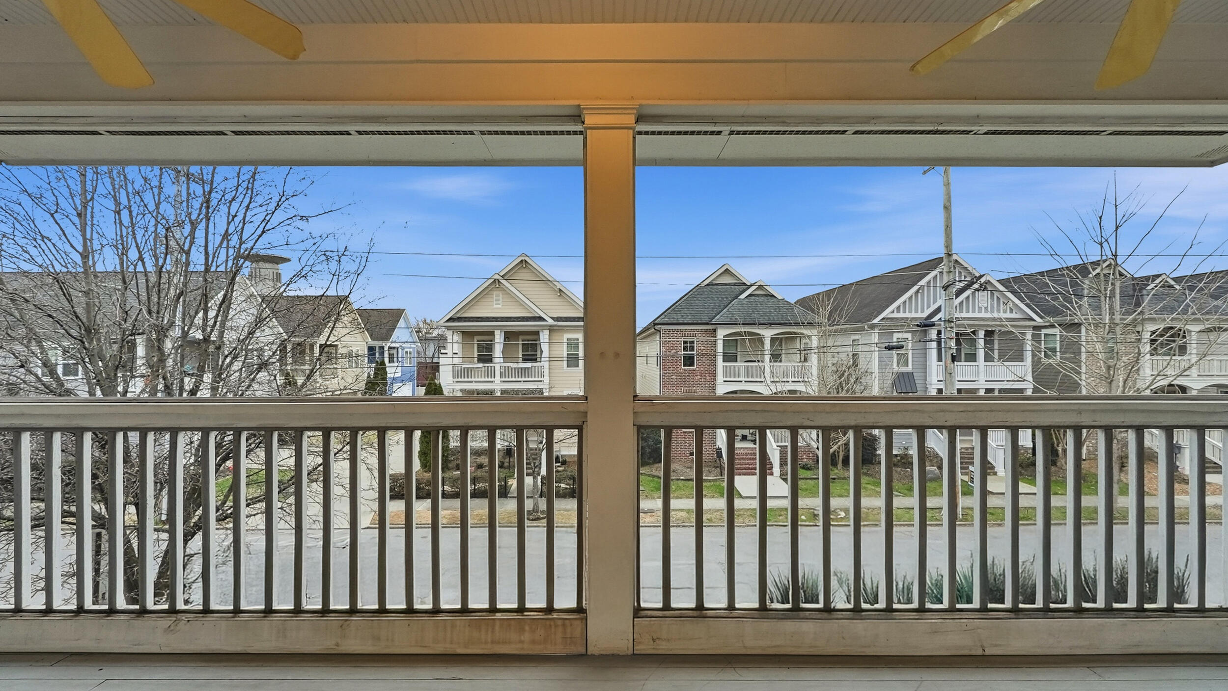 1709 Long Street Chattanooga, TN 37408 - Photo 33 of 44 Screened Porch- Upstairs