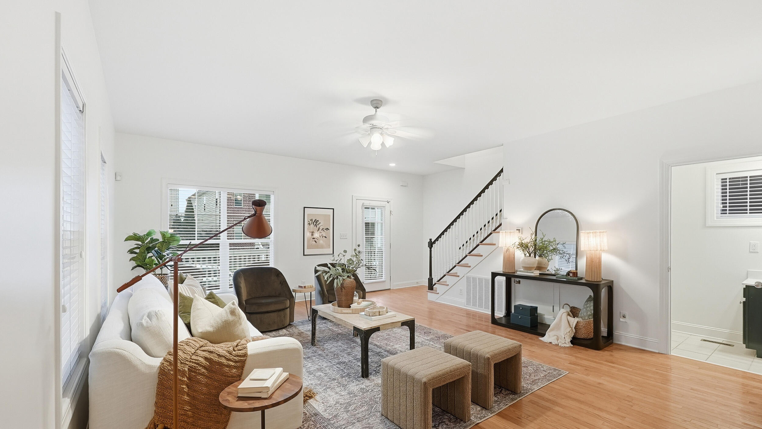 1709 Long Street Chattanooga, TN 37408 - Photo 7 of 44 Living Room