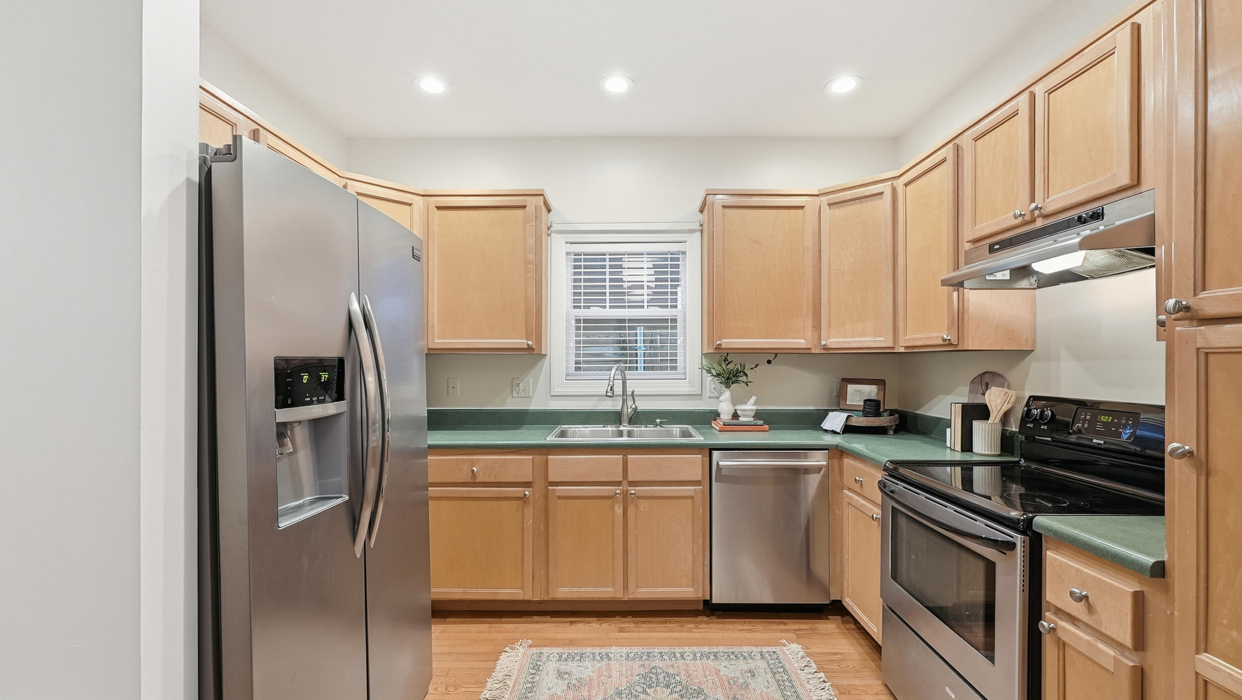 1709 Long Street Chattanooga, TN 37408 - Photo 10 of 44 Kitchen