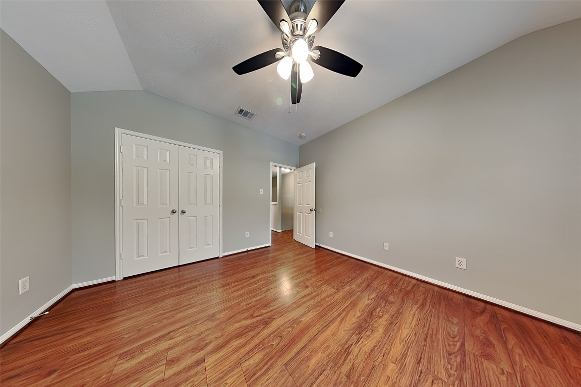 10 Prairie Oak Drive Conroe, TX 77385 - Photo 15 of 22