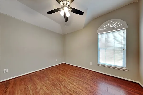 $2,345 | 10 Prairie Oak Drive, Conroe, TX 77385