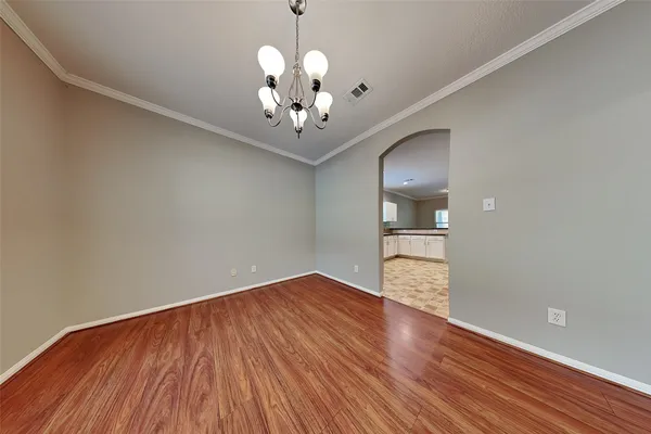 $2,290 | 10 Prairie Oak Drive, Conroe, TX 77385