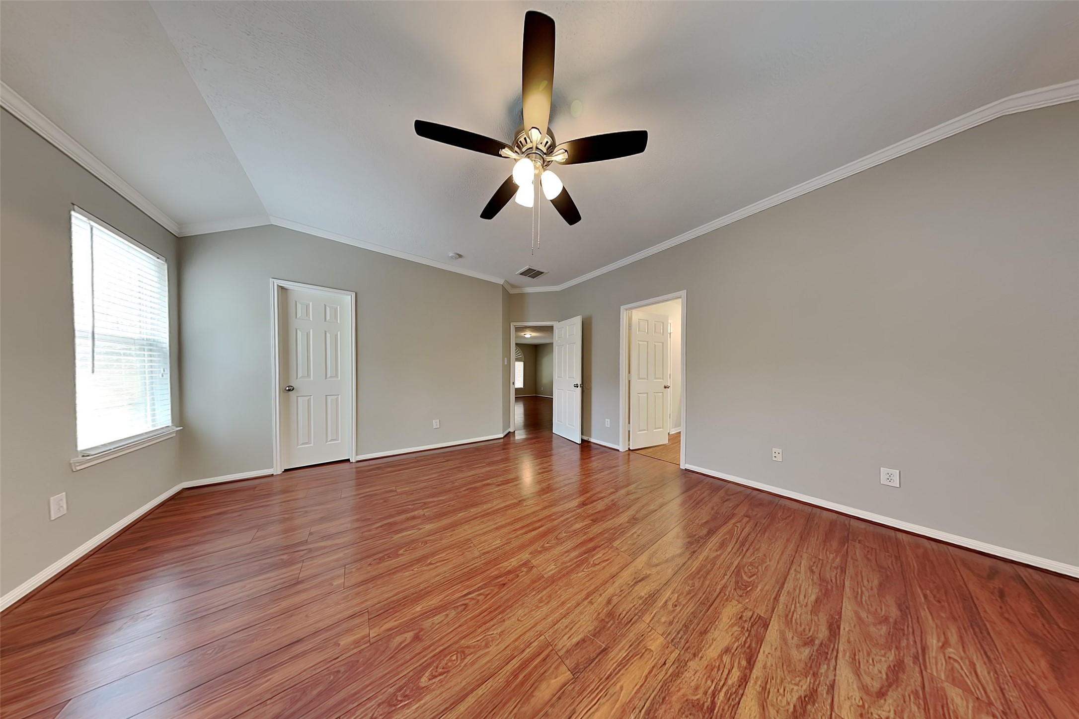 10 Prairie Oak Drive Conroe, TX 77385 - Photo 9 of 22