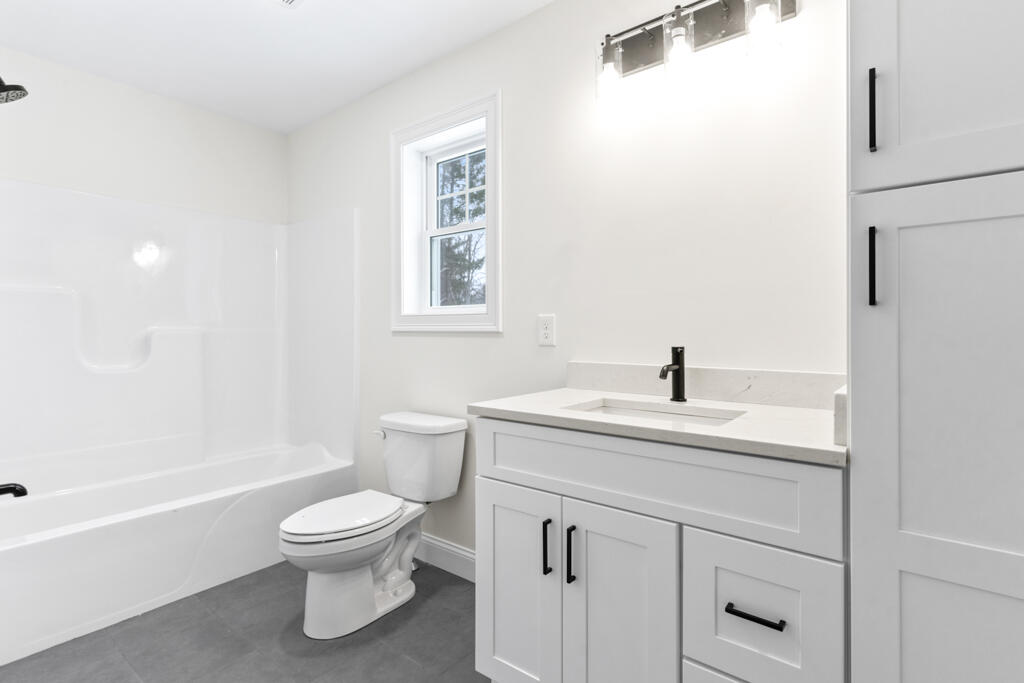 50 Hogan Circle, Unit 2 Westbrook, ME 04092 - Photo 37 of 49 Full Bath