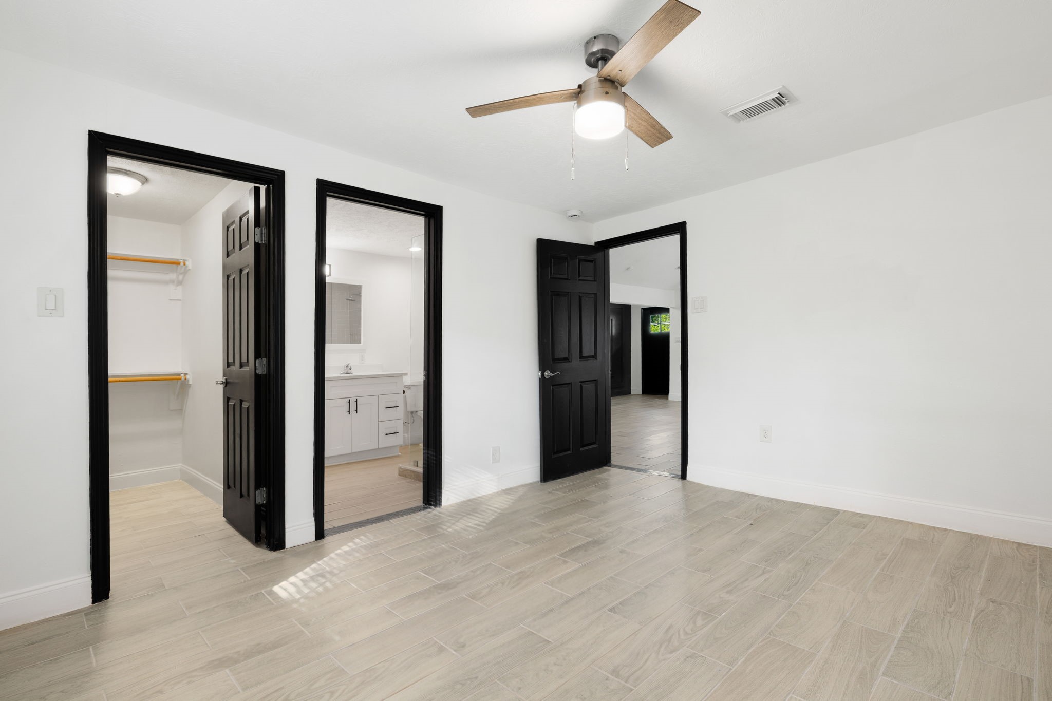 6825 London Street Houston, TX 77021 - Photo 9 of 20