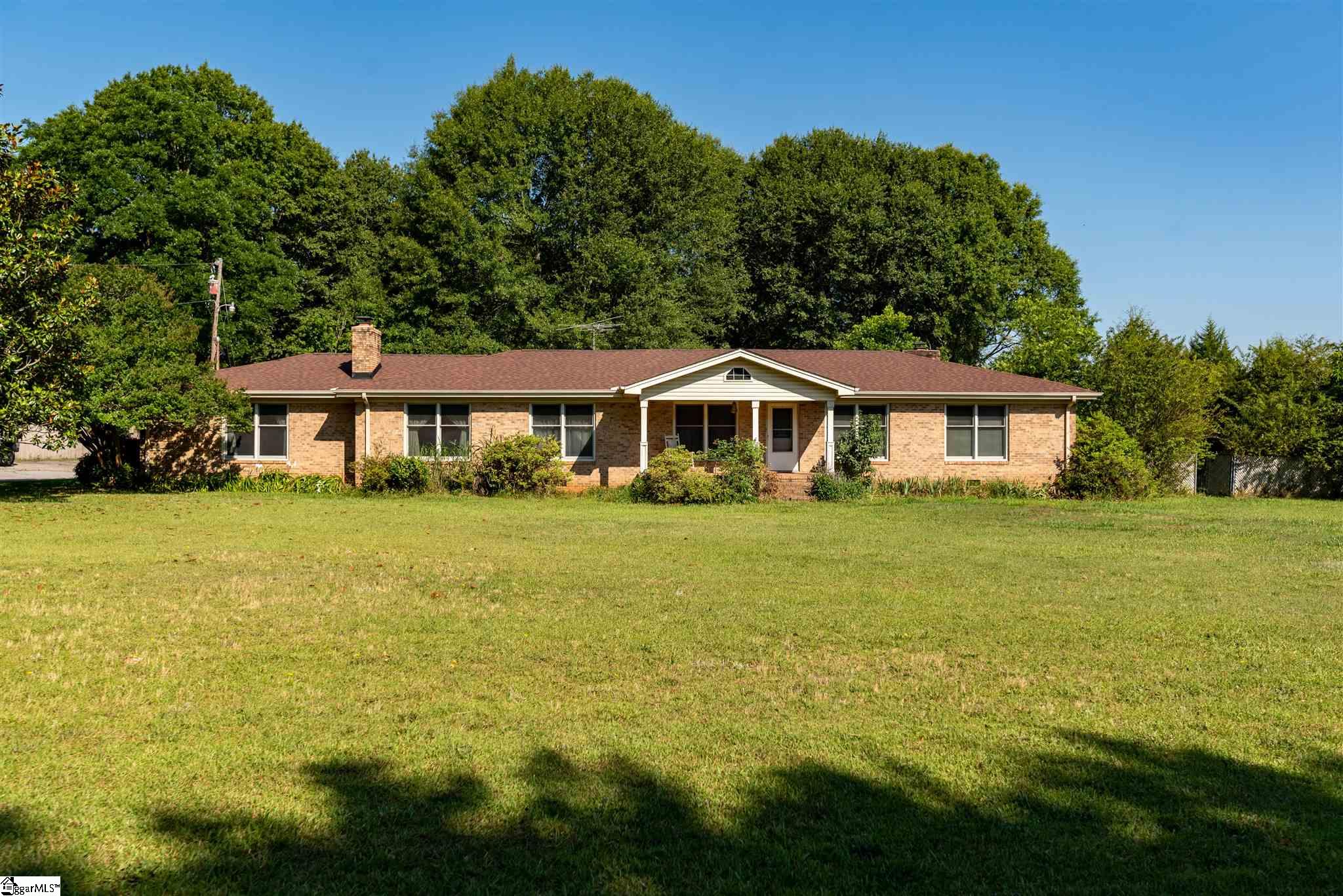 1236 Fairview Road Simpsonville, SC 29680 - Photo 1 of 26