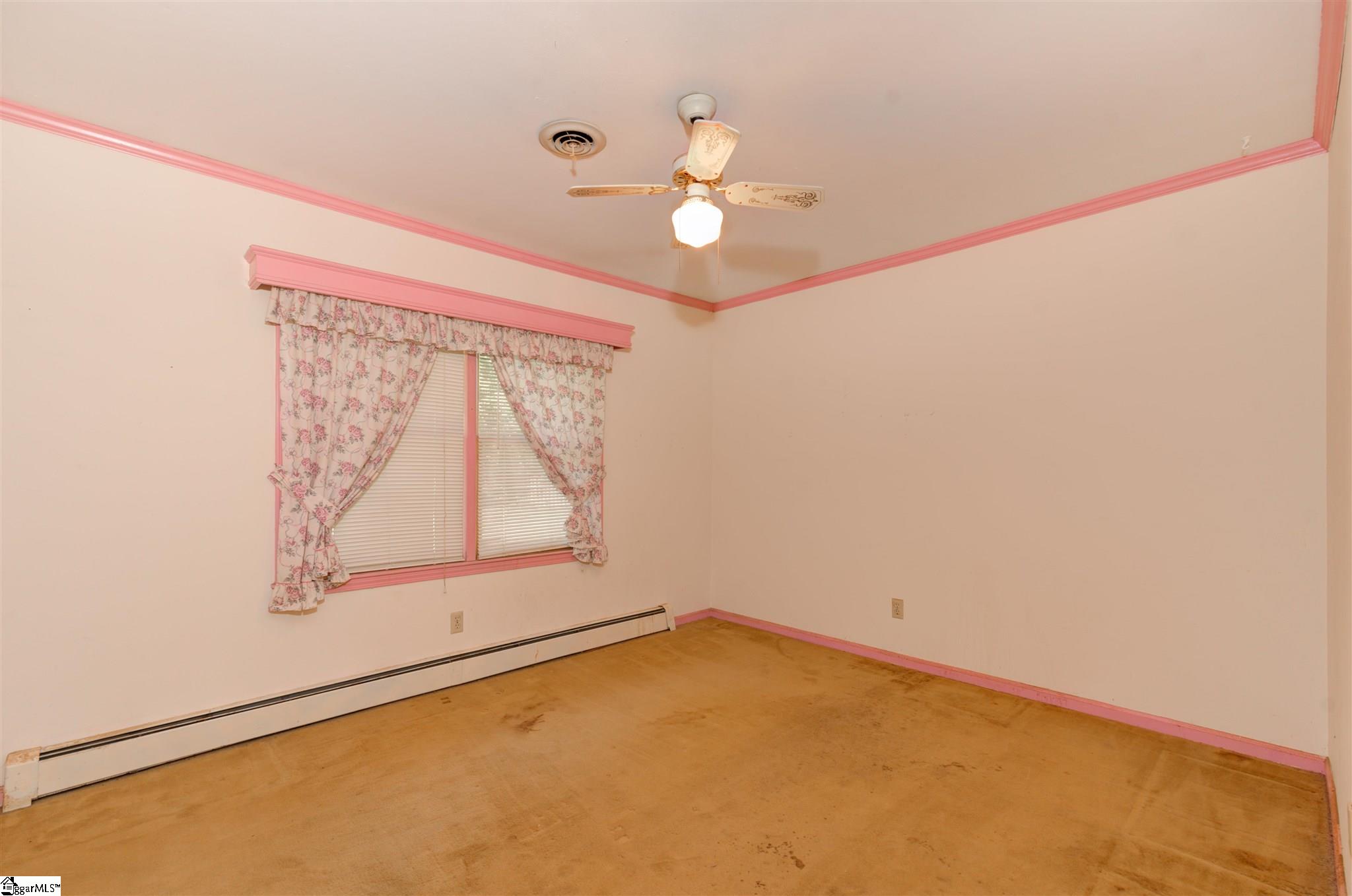 1236 Fairview Road Simpsonville, SC 29680 - Photo 16 of 26