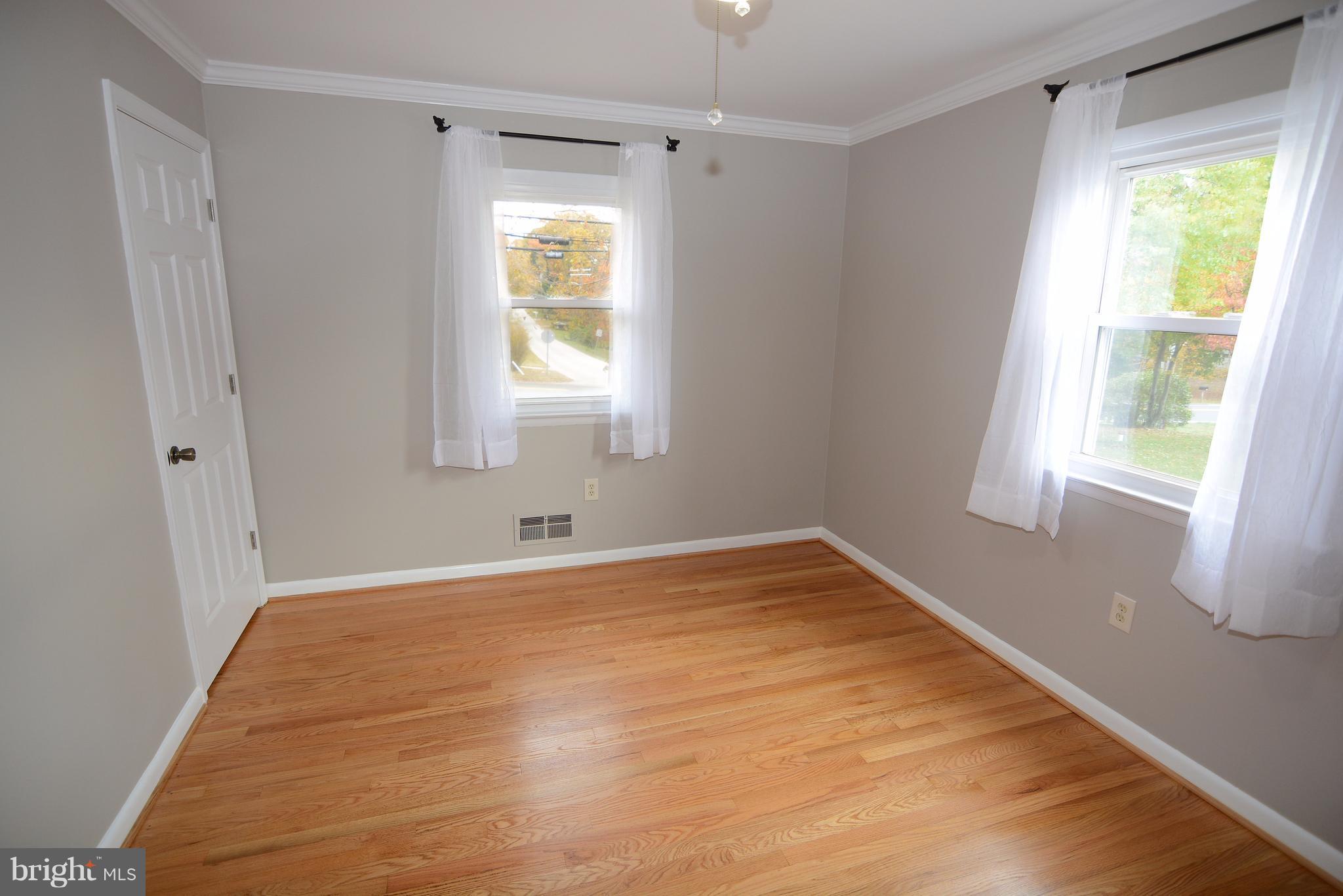 212 Magothy Beach Road Pasadena, MD 21122 - Photo 14 of 30 Bedroom