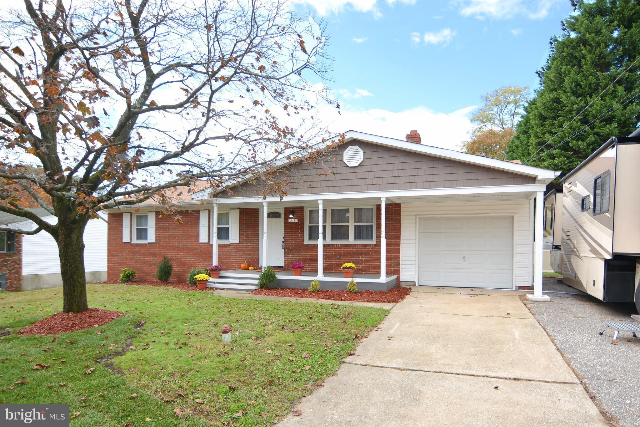 212 Magothy Beach Road Pasadena, MD 21122 - Photo 26 of 30 Exterior (Front)