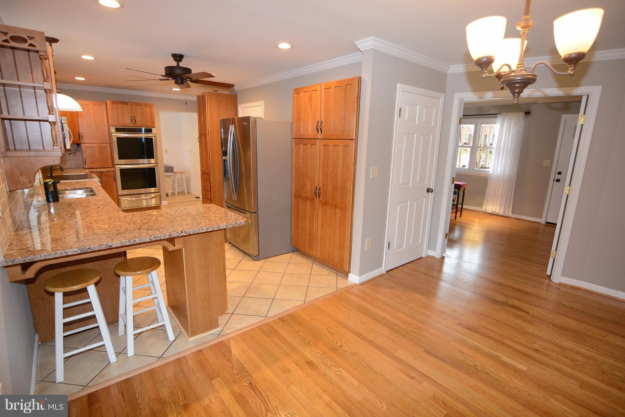 212 Magothy Beach Road Pasadena, MD 21122 - Photo 5 of 30 Kitchen