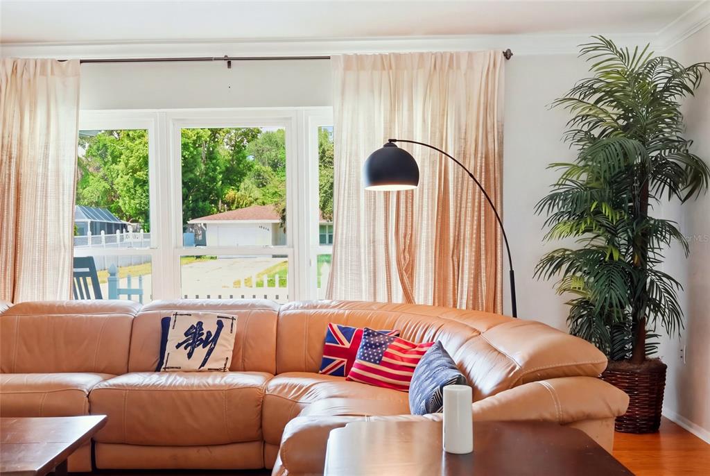 4214 Tee Road Sarasota, FL 34235 - Photo 19 of 93 Gallery Image 19