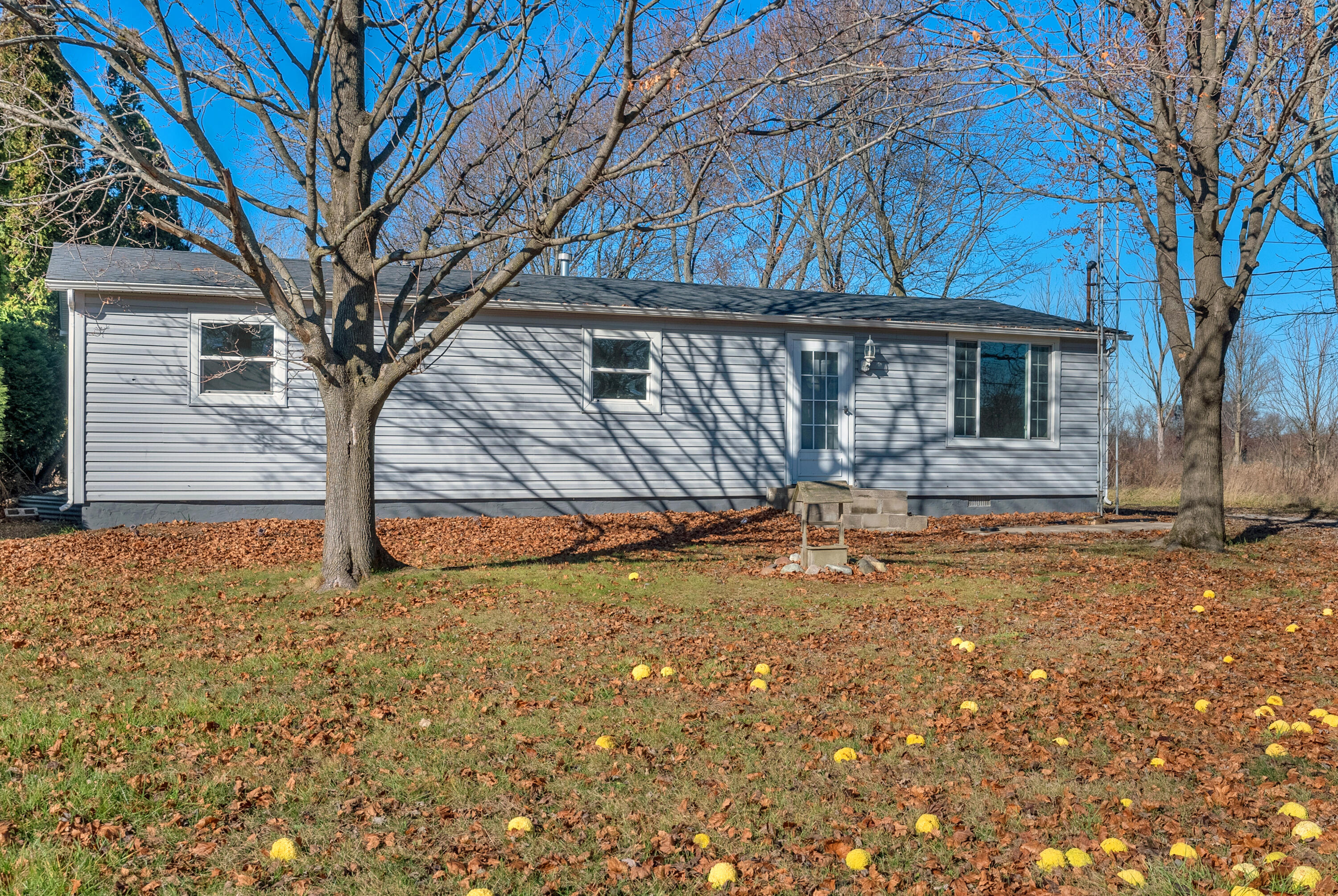 340 South State Road 2 Hebron, IN 46341 - Photo 2 of 16 3000x2009