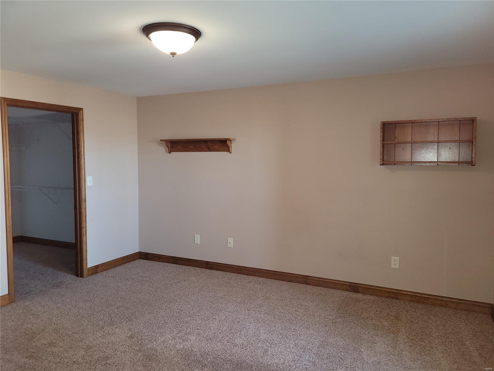 8149 Lost Bridge Road Bethalto, IL 62010 - Photo 14 of 35