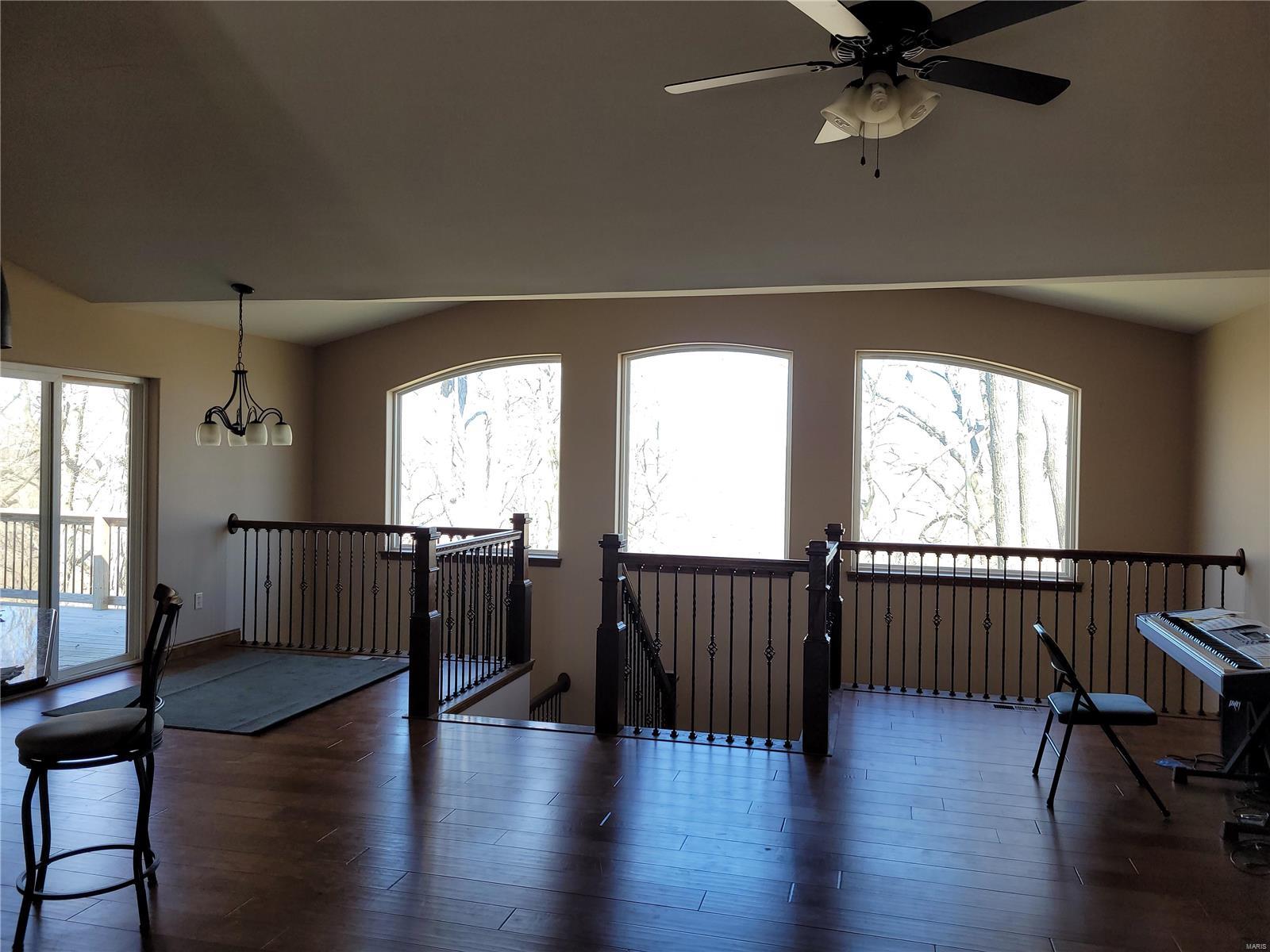 8149 Lost Bridge Road Bethalto, IL 62010 - Photo 3 of 35