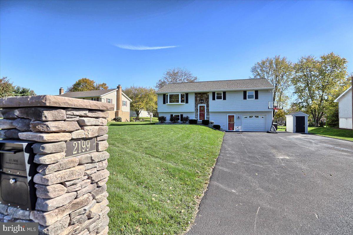 2199 Sheaffer Road Elizabethtown, PA 17022 - Photo 2 of 41