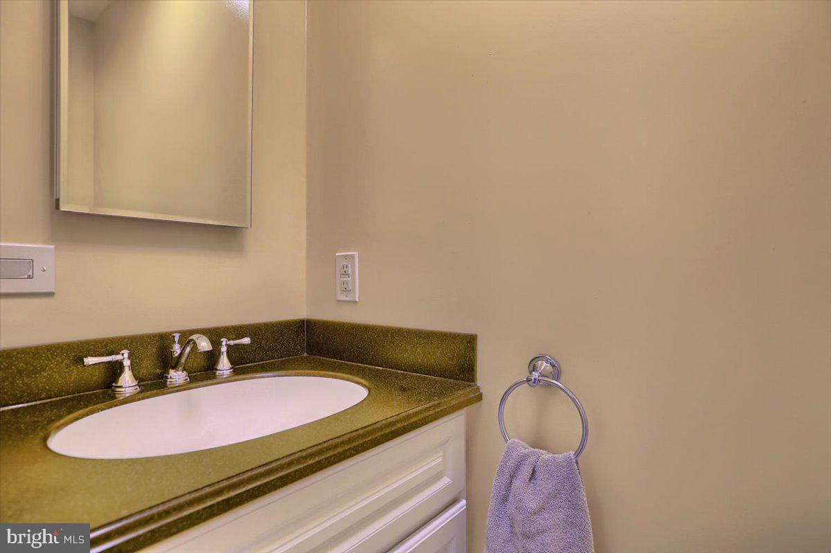 2199 Sheaffer Road Elizabethtown, PA 17022 - Photo 15 of 41