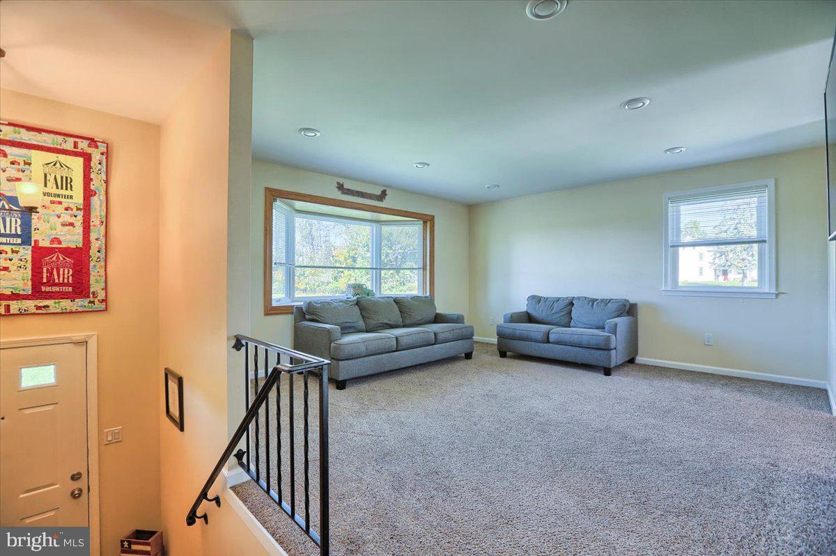 2199 Sheaffer Road Elizabethtown, PA 17022 - Photo 17 of 41